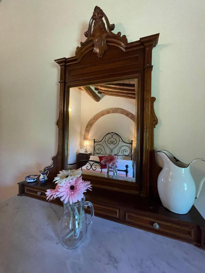 Podere I Sorbi, Spacious Tuscan Villa, Lajatico, Nr Pisa Molino Mazzetti Exterior foto